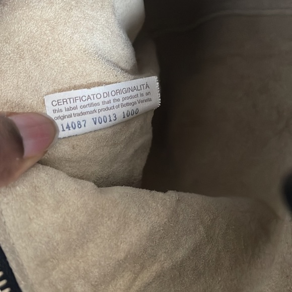 ๐ฅ๐ฅSOLD๐ฅ๐ฅBOTTEGA VENETA Intrecciato Leather Bag - Picture 8 of 15